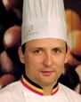 <b>Serge Alexandre</b> is Chef-Patissier-Chocolatier at Defreyne in Strombeek. - N-1814-Photo